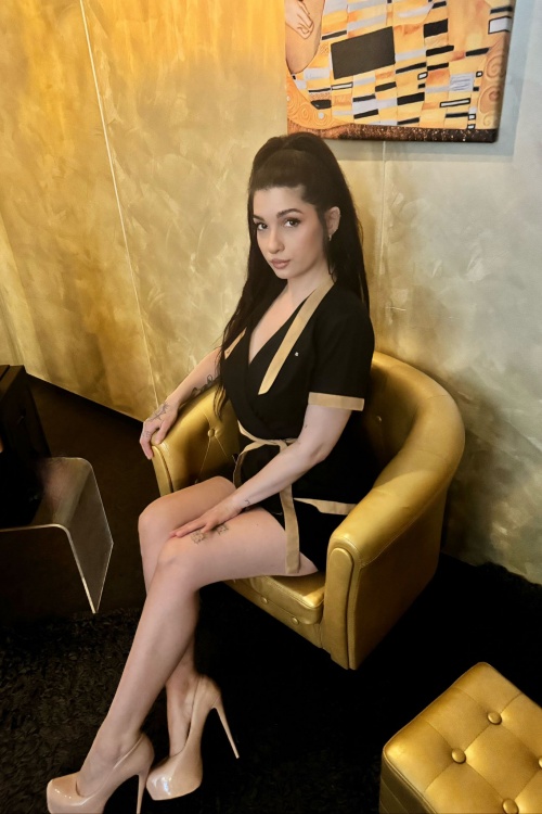 Masseurin Lara