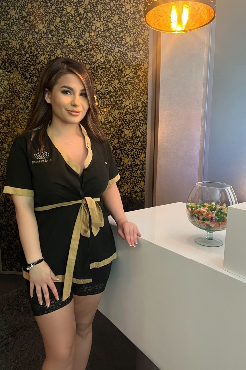 Masseurin Melissa Masseurin Melissa